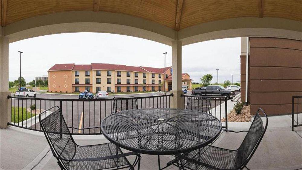 Candlewood Suites Kansas City Airport Dış mekan fotoğraf