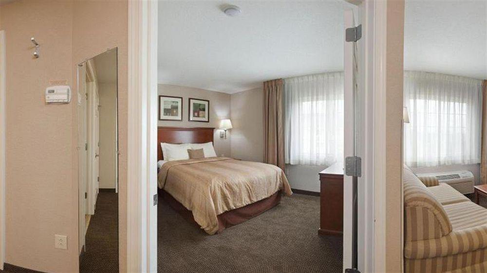 Candlewood Suites Kansas City Airport Dış mekan fotoğraf