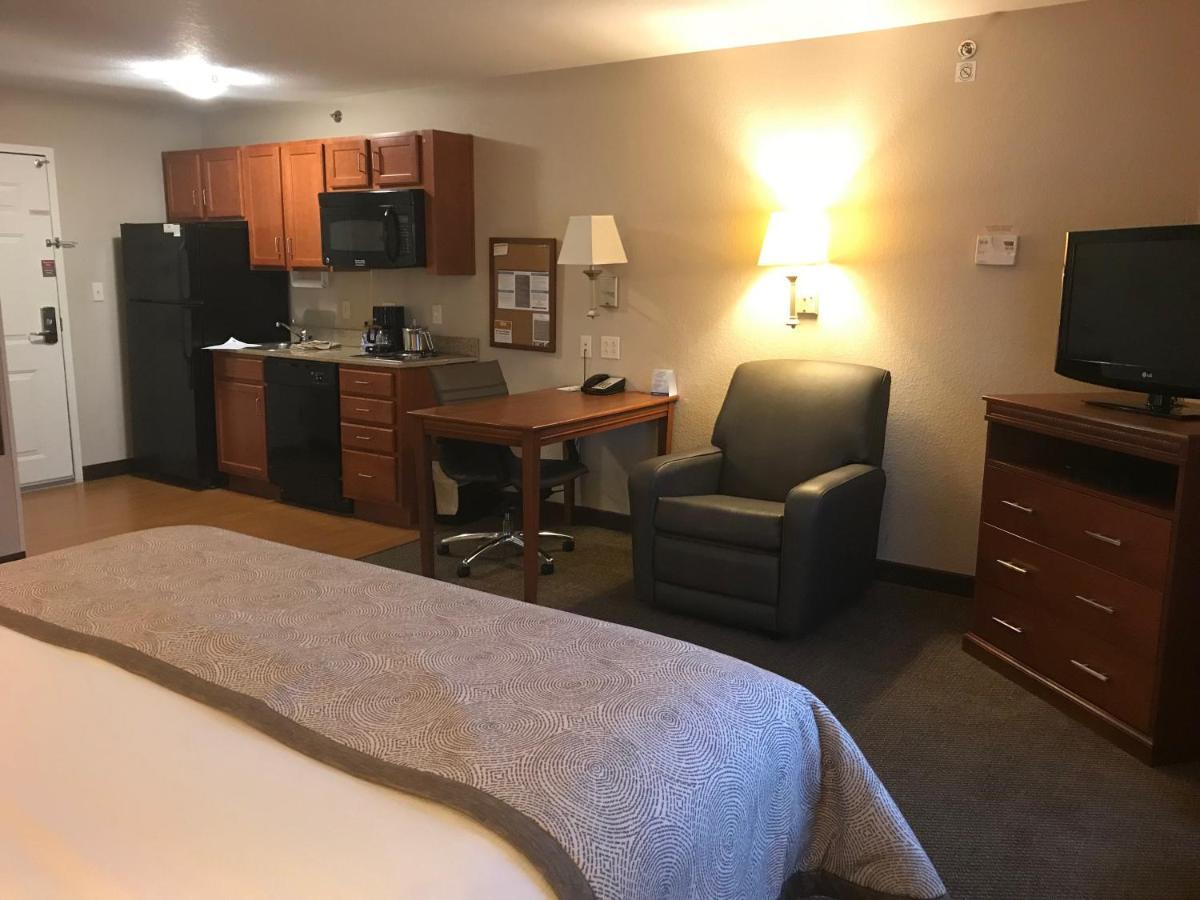 Candlewood Suites Kansas City Airport Dış mekan fotoğraf