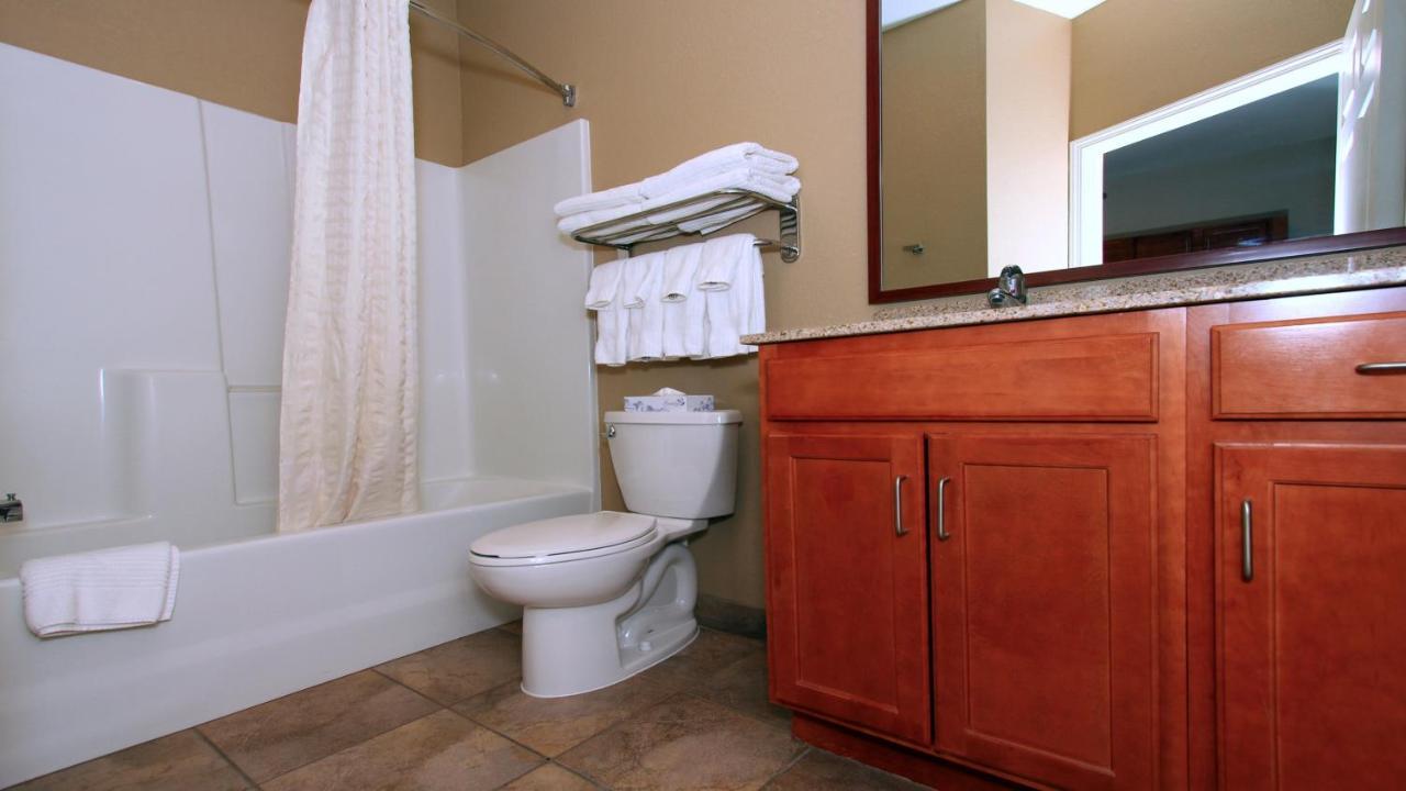 Candlewood Suites Kansas City Airport Dış mekan fotoğraf